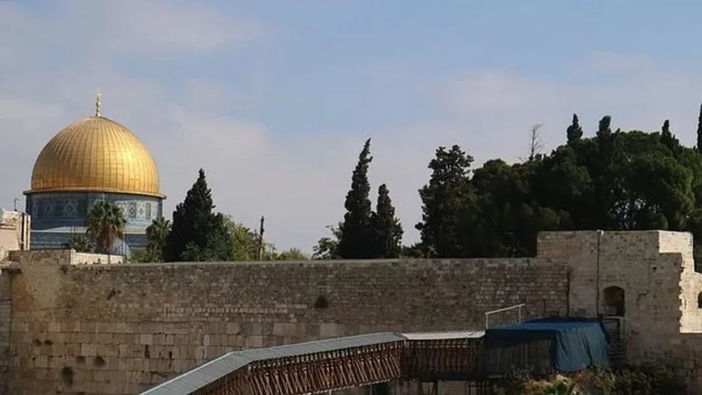 Isaiah Hopes Temple Mount Police Don’t Find ‘A House Of Prayer For All Nations Except Jews’ Early Draft