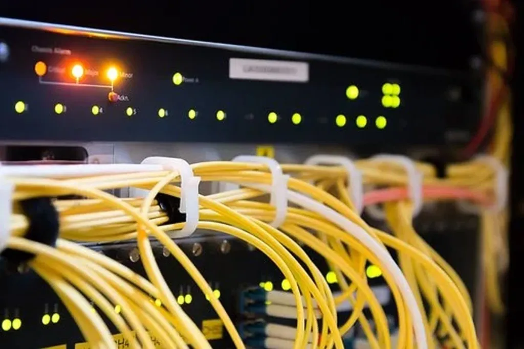 Janitor At Mossad HQ Accidentally Switches On ‘Riots Across US’ Device
