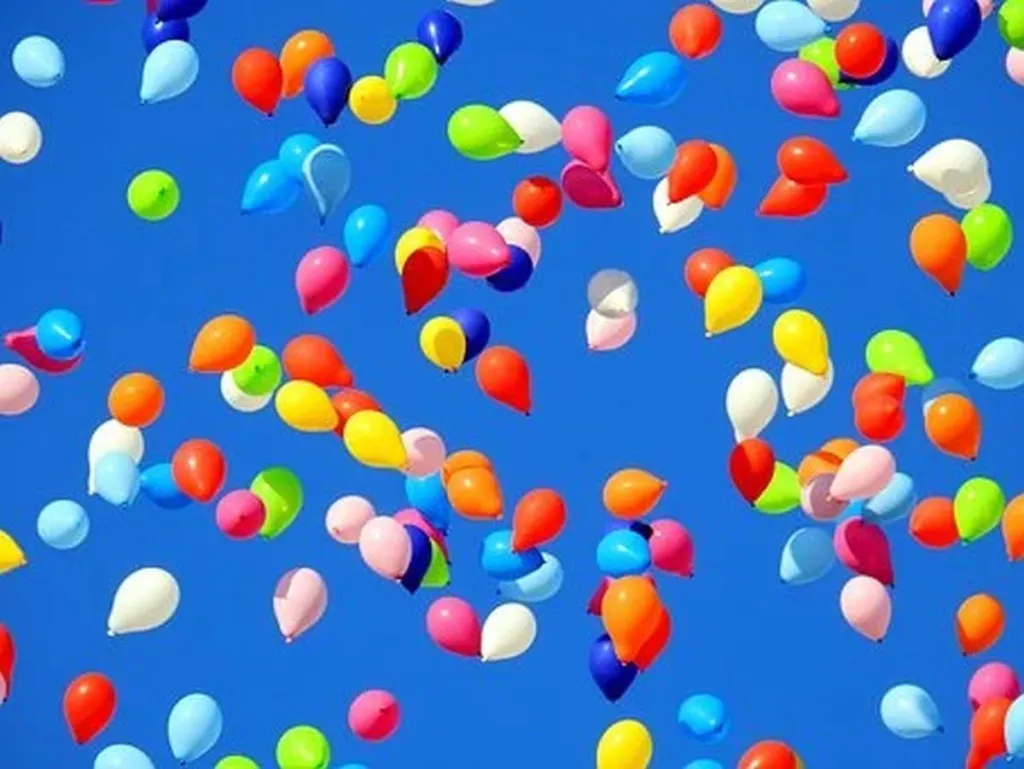 Hamas Trying To Increase Balloon-Bomb Range To Reach UAE, Bahrain