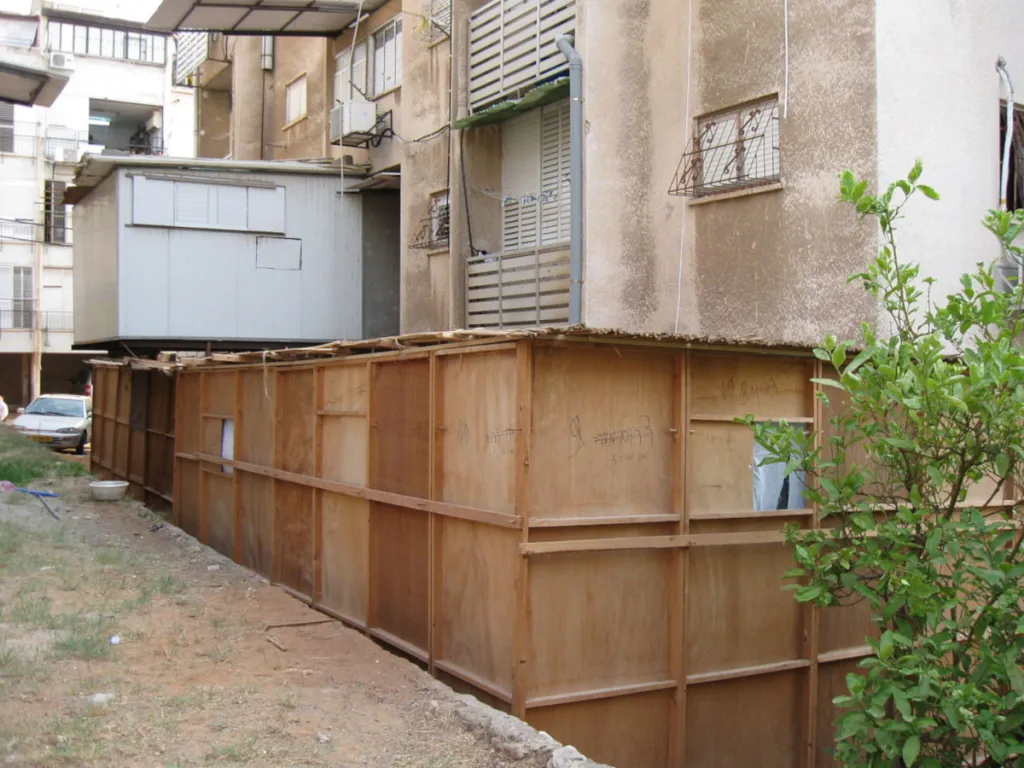 Hamas Ask What Point Of Sukkah If Not To Keep Weapons Near Kids