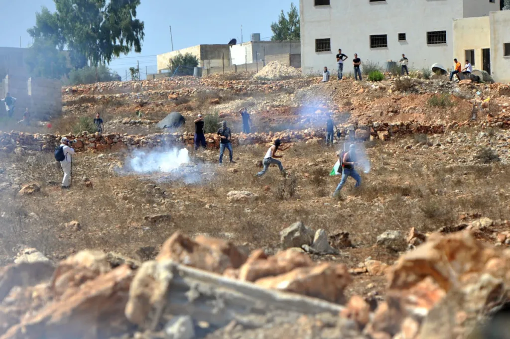 Socially-Distanced Riots Hamper Terrorists Trying To Hide Among Civilians