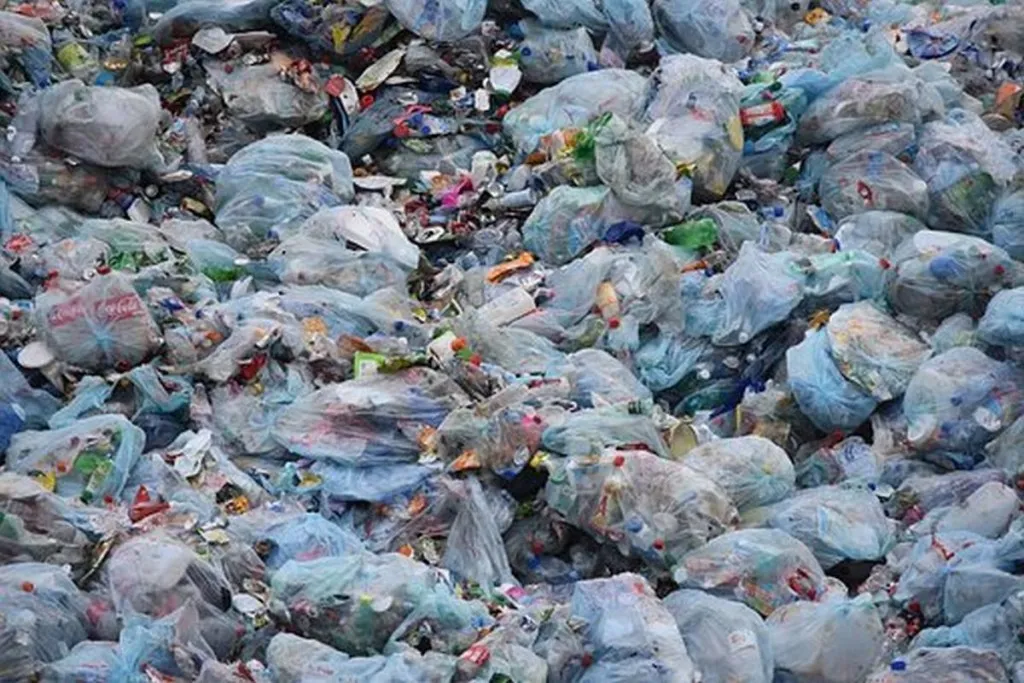 Garbage In Lebanon Only Thing Accumulating Faster Than Garbage Takes On Lebanon