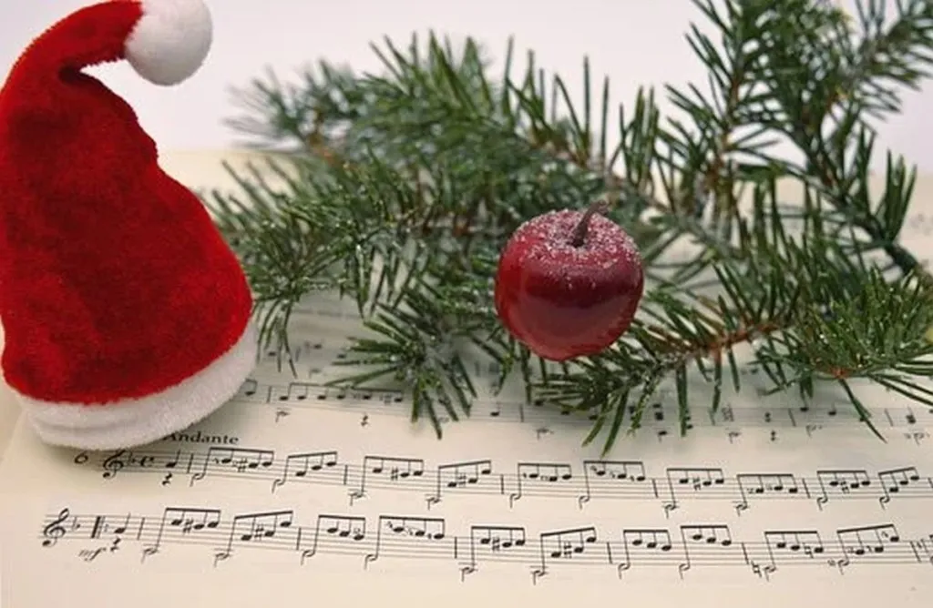 Family Makes Aliyah Just To Escape All-Pervasive Christmas Music