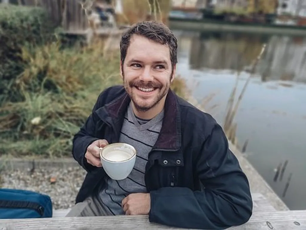 Non-Jew Happy To Tell Jews What Jews Believe