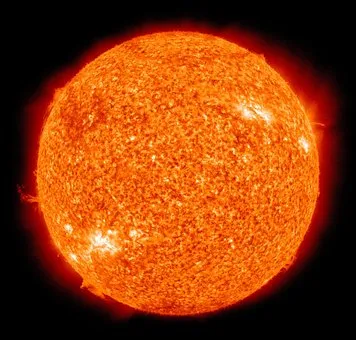 Ecology Minister: Climate Trend Has Sun Becoming Red Giant In Only 5 Billion Years