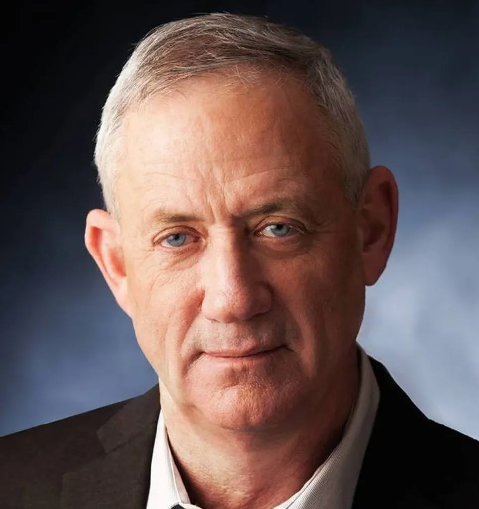 Gantz Resentful Of Political Boost ICC Gave Netanyahu, Asks To Be Included In Arrest Warrant Request