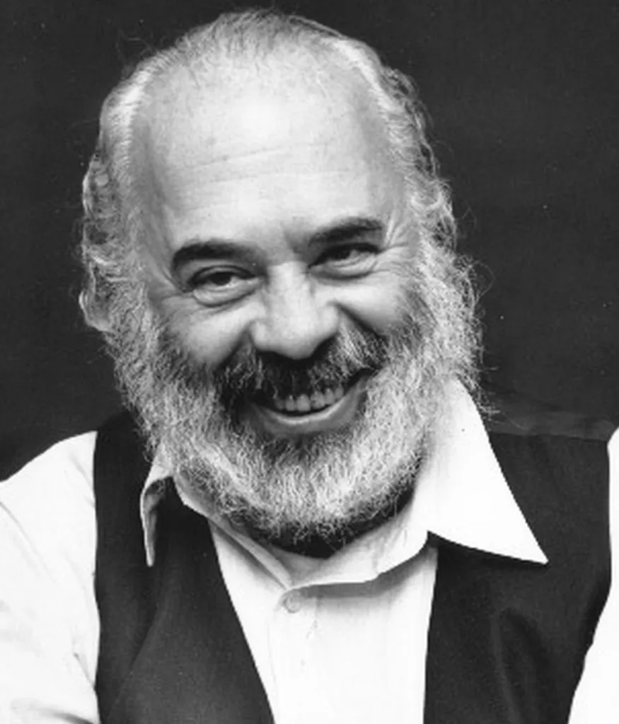GOP Convention Attendees Gets Awkward As Prayer Leader Goes Carlebach Style
