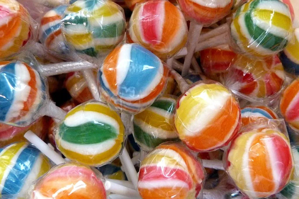 Child Still Sore At Synagogue Candy Man For Shirking Duties On Yom Kippur