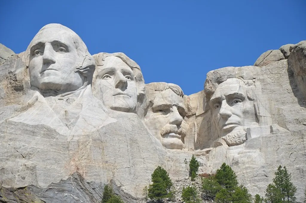 Amid Tight Michigan Race, Harris Promises To Add Nasrallah To Mt. Rushmore