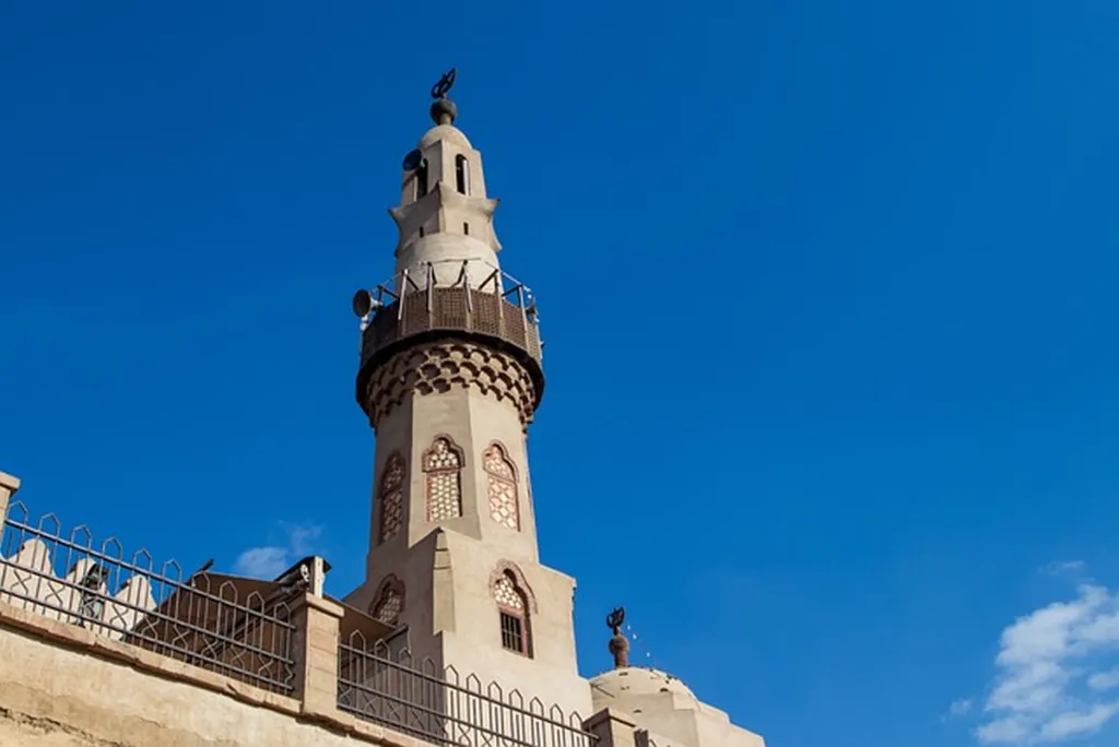 Hezbollah Fans Upset At Wrong Side Involving Mosques In Fight