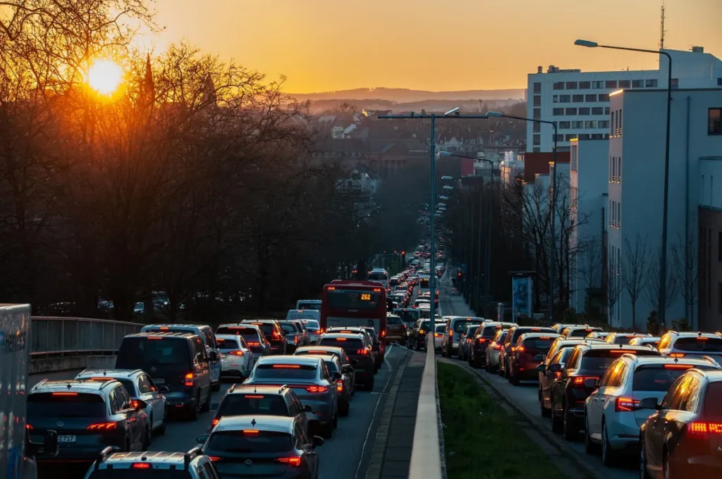 New App Informs Drivers Which Useless NGO Blocking Traffic Today