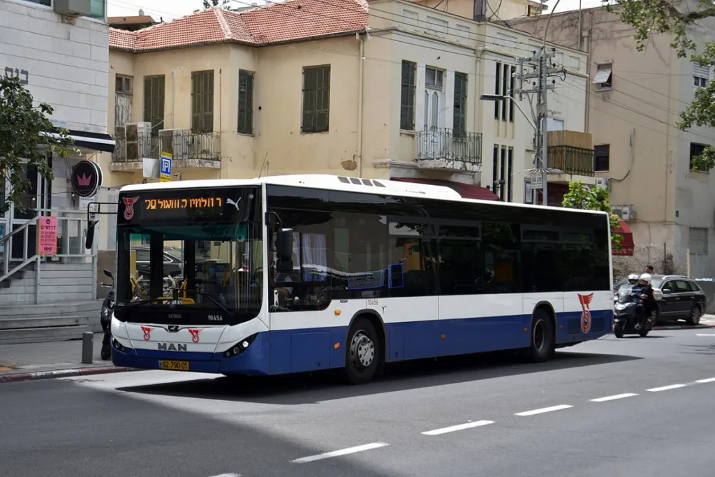 Bus Driver Running Late Relieved That Bomb Scare Gives Him Excuse