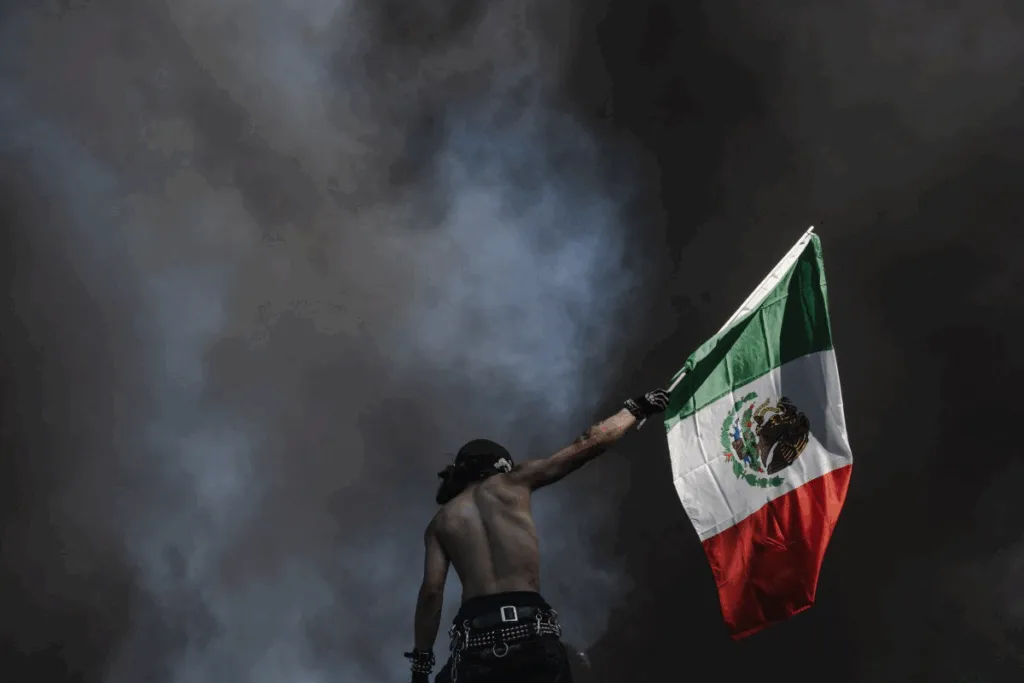 Frustrated Anti-Bibi Protesters Look At U.S… Maybe Missing Ingredient A Bunch Of Mexican Flags?