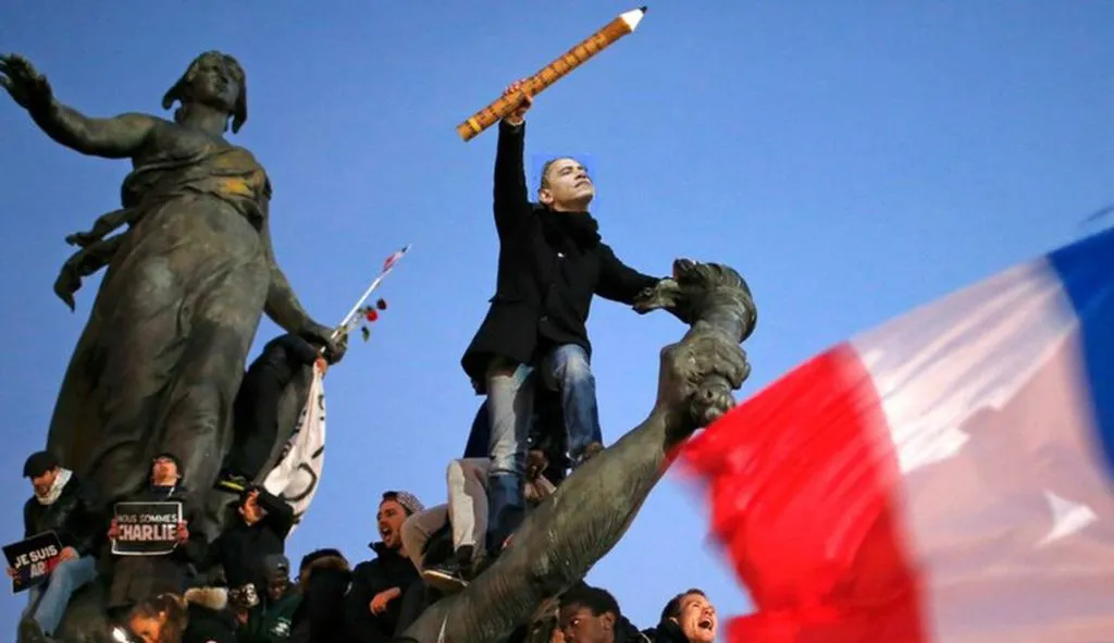 Obama WAS In Paris; Ultra-Orthodox Racists Photoshopped Him Out