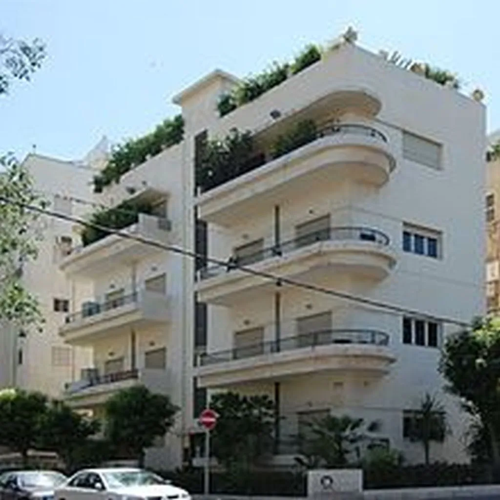 Gov’t To Ease Housing Crisis With Homes Of Leftists Who Vowed To Leave If Bibi Won