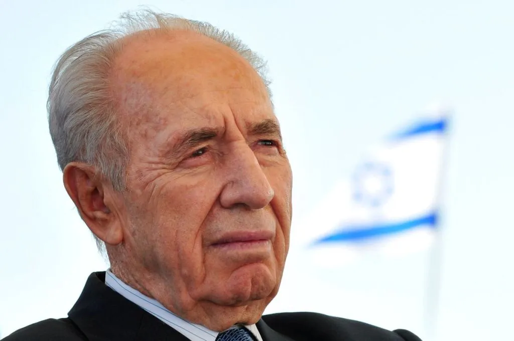 Archaeologists Unearth Oldest ‘Shimon Peres Is So Old’ Joke
