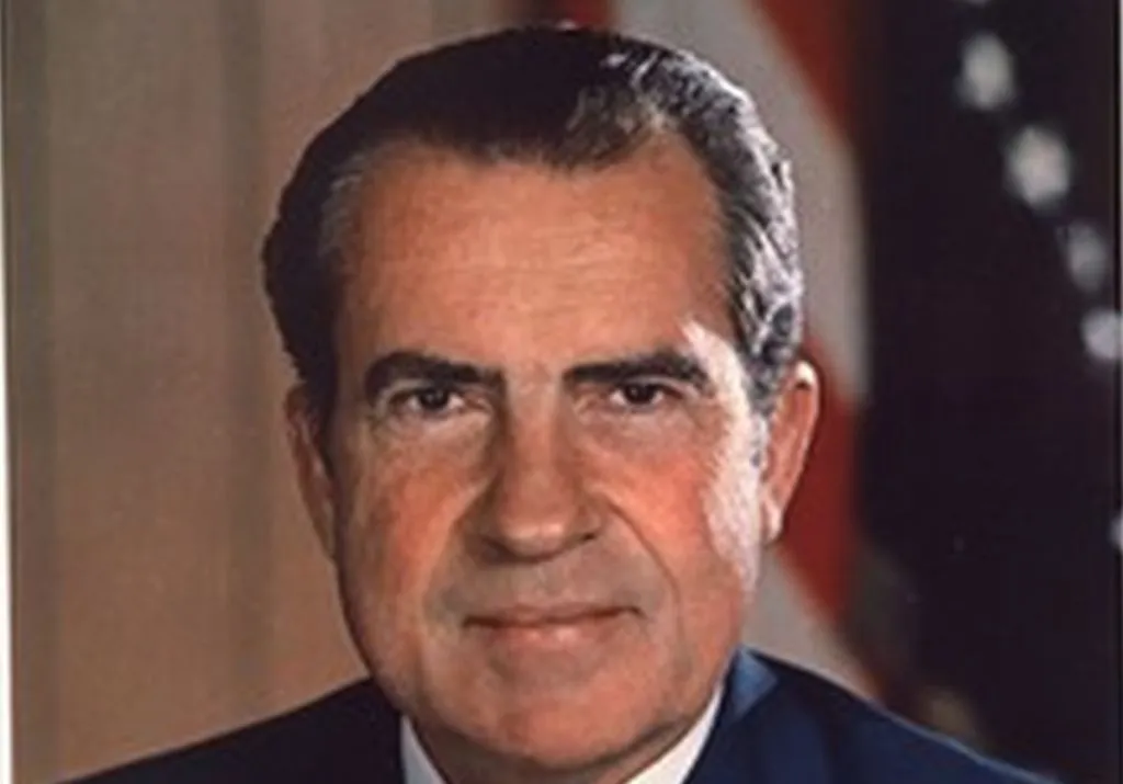 White House Staff Report Obama Keeps Seeing Ghost Of Nixon
