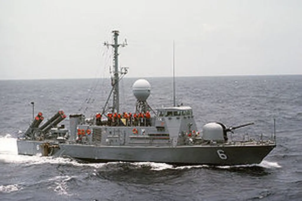 US Navy In Persian Gulf To Use ‘Roll Over And Die’ Doctrine