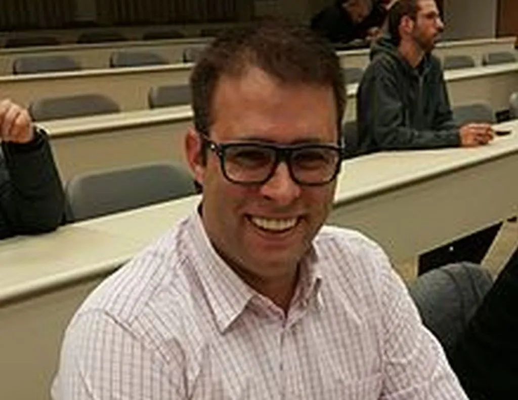 Hazan Removed From Plenum For Yelling ‘Present!’ As Holocaust Names Read