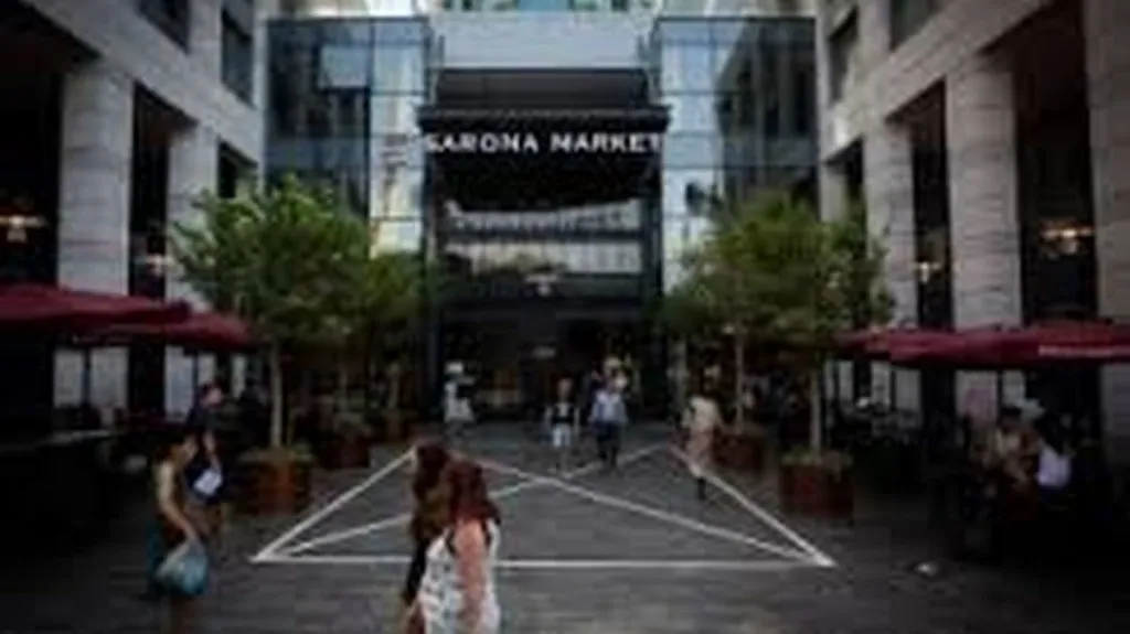 Report: Israelis Killed In Shooting Allegedly Shopped, Dined First