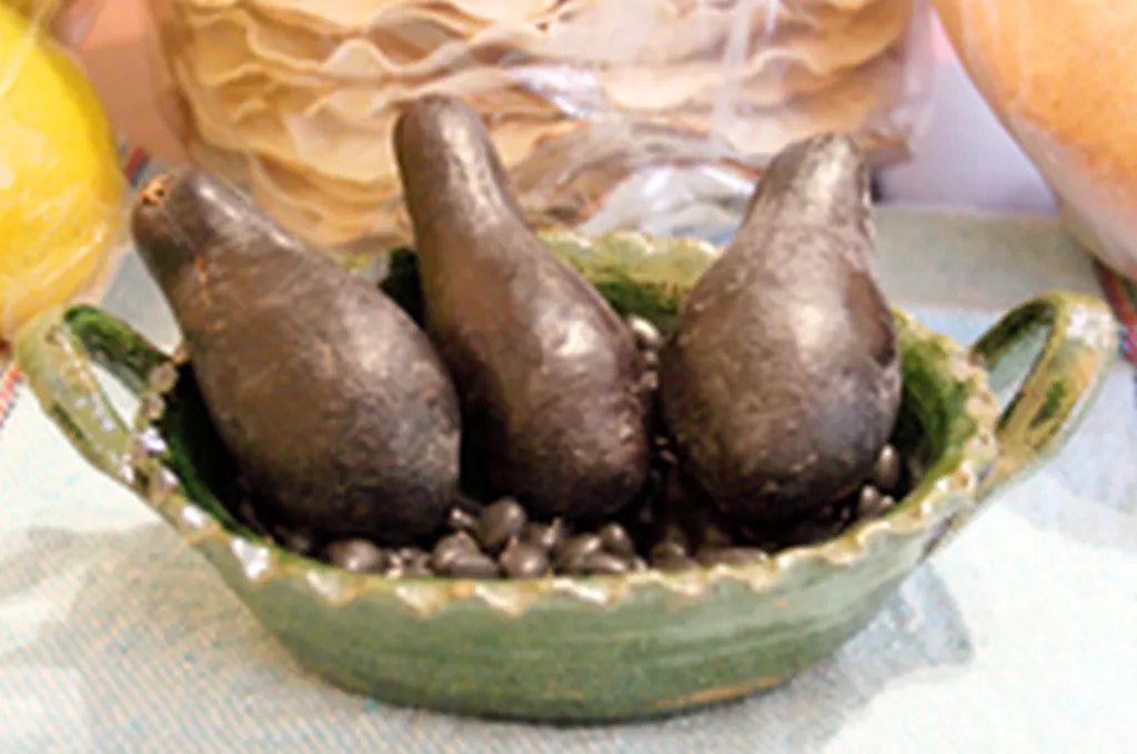 Rabbis Unsure Whether Avocado A Fruit Or A Turd