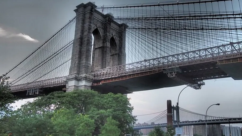 Real Estate Agent Sees You Think Trump Will Move Embassy; Has Bridge To Sell You