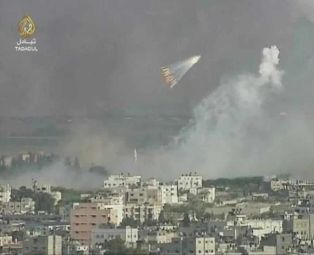 IDF Use Of Only ‘White’ Phosphorus Prompts Charges Of Racism