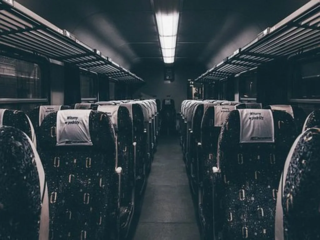 Rabbis Debate: On All-Women Bus, Must Women Sit In Back?