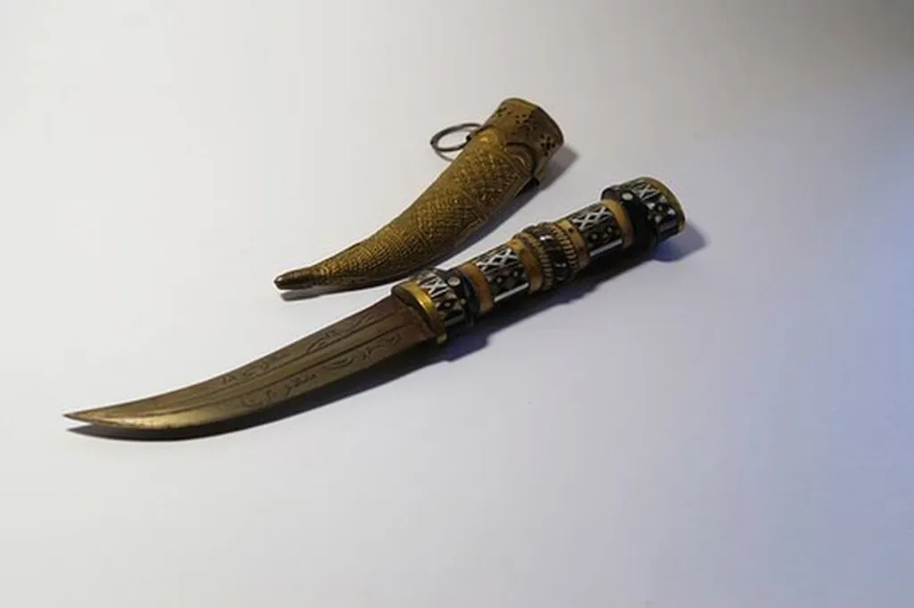 Poll: Hearing American-Accented Hebrew Worse Than Getting Stabbed