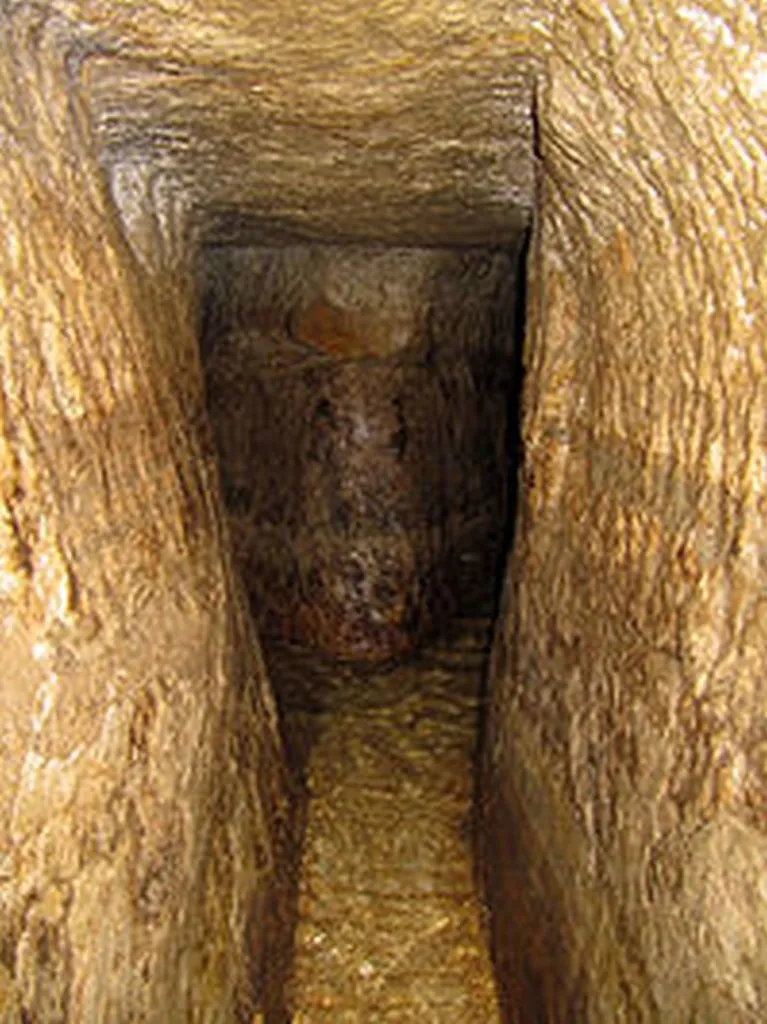 IDF To Clear Hamas Tunnels By Piping In Avant-Garde ‘Music’