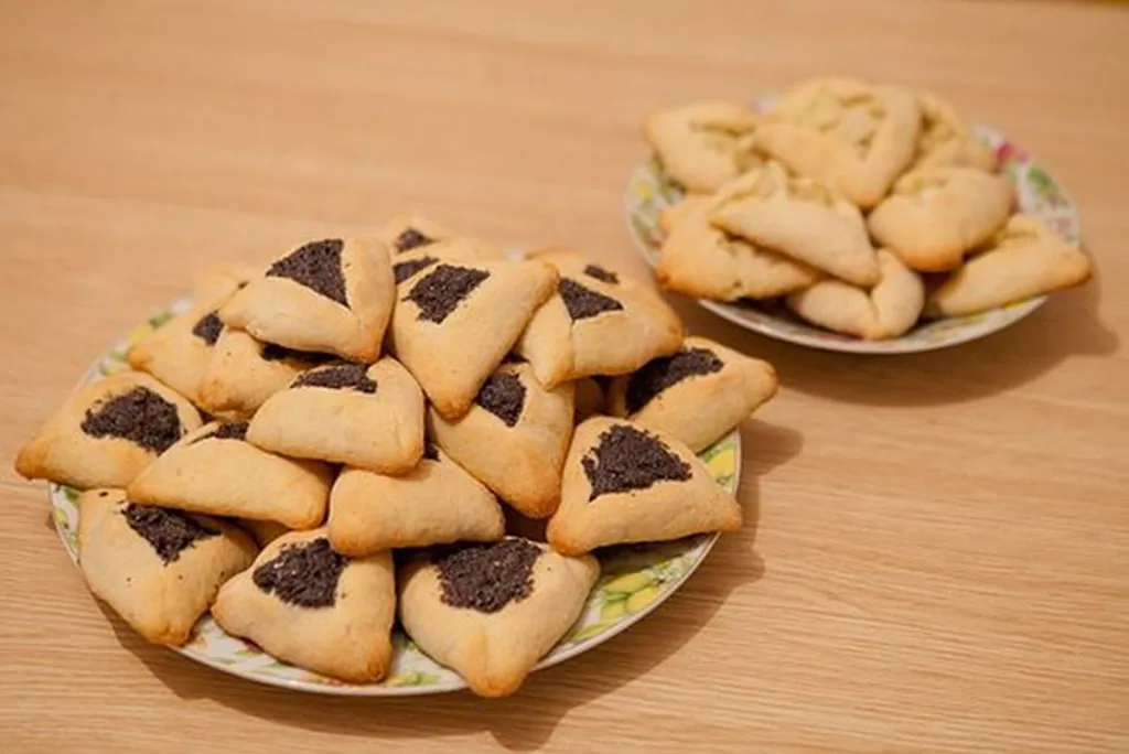 Researchers At Loss To Explain Who Actually Eats Hamantaschen