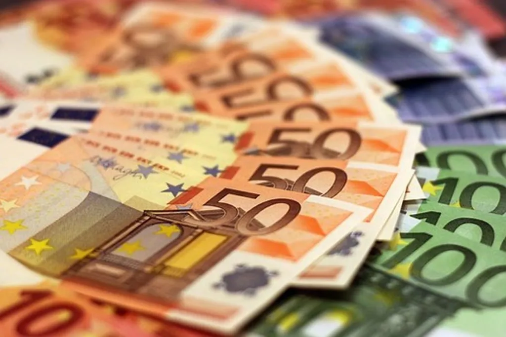 Banks Pulling Out Of Iran Relieved To Still Be Able To Sponsor Antisemites At Home