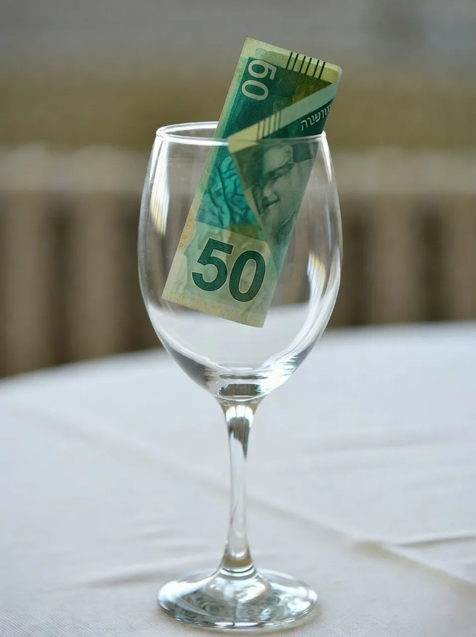 Wedding Waiter Expects Guests To Tip As If He Not Already Getting Paid